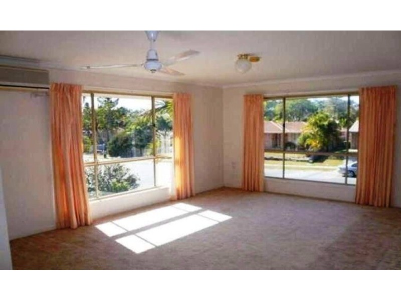 28 Allied Drive, Arundel QLD 4214