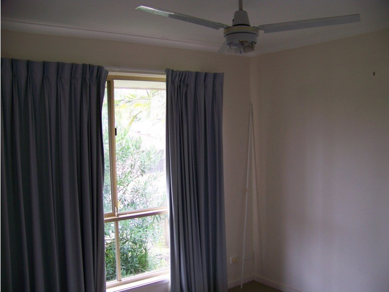 28 Allied Drive, Arundel QLD 4214