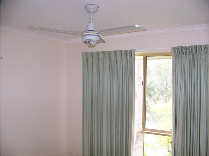 28 Allied Drive, Arundel QLD 4214