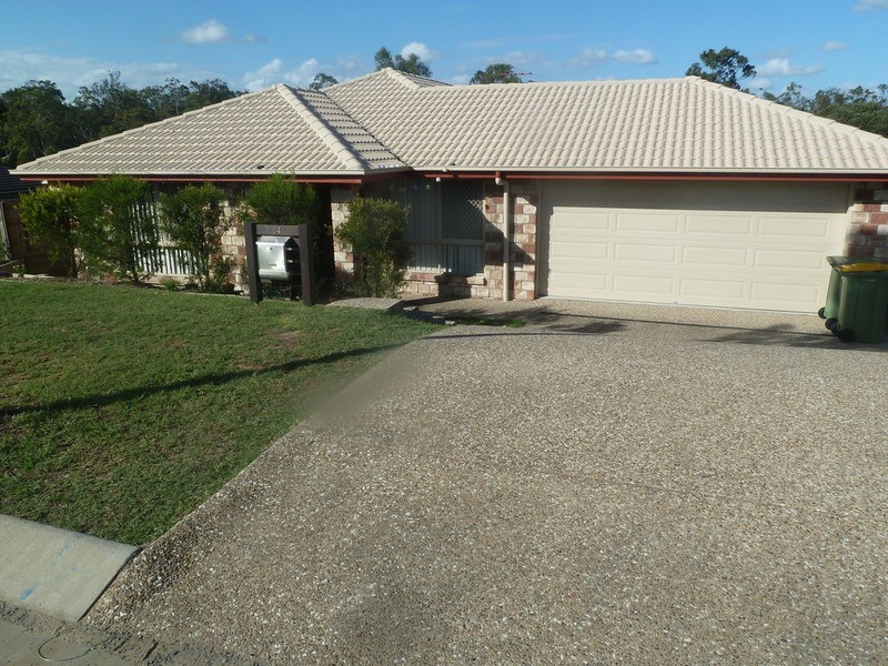 34 Waratah Crescent, Springfield Lakes QLD 4300