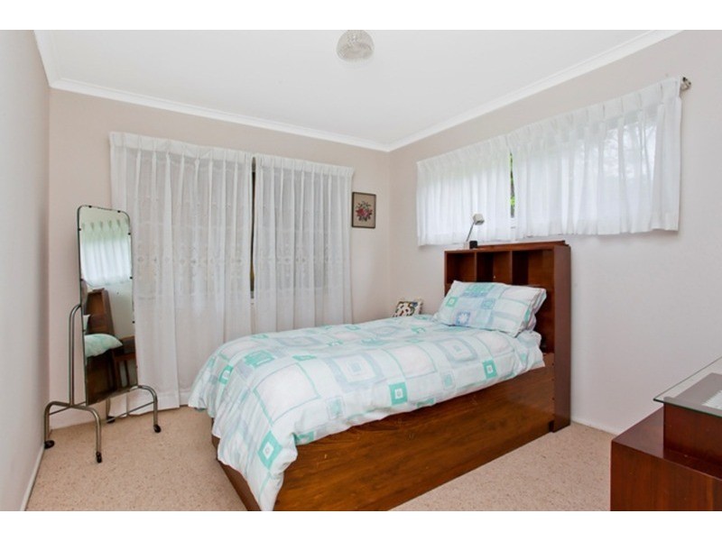 22 Petersen Avenue, Southport QLD 4215