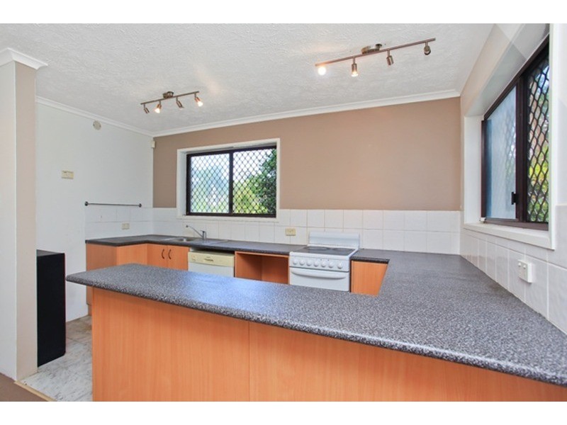 4/12-14 Baker Avenue, Labrador QLD 4215