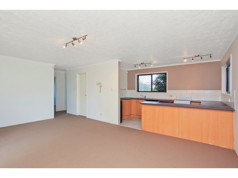 4/12-14 Baker Avenue, Labrador QLD 4215