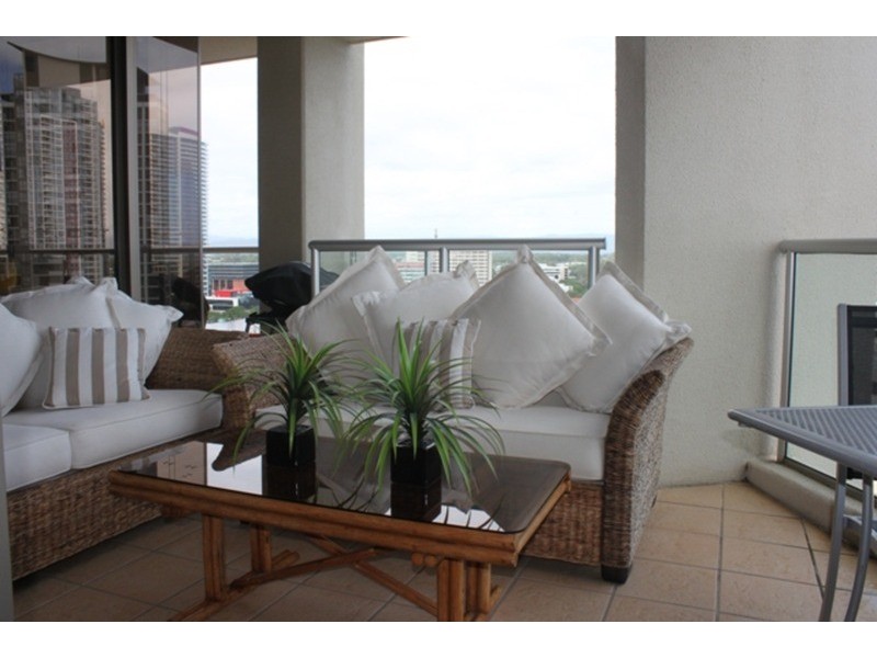 1804/50 Marine Parade, Southport QLD 4215