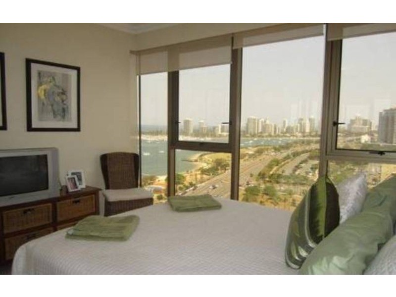 1804/50 Marine Parade, Southport QLD 4215