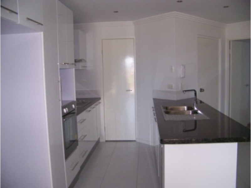 5/161 Marine Parade, Southport QLD 4215