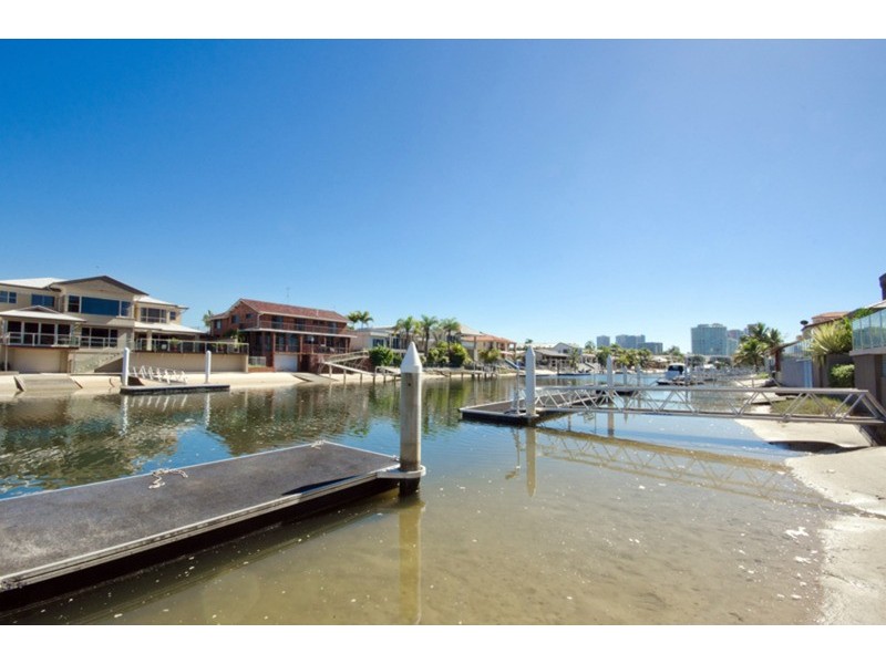 Paradise Waters QLD 4217