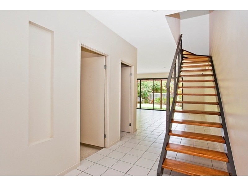 2/6 Egerton Street, Southport QLD 4215