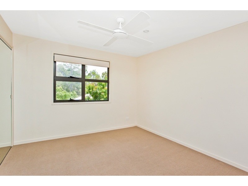 2/6 Egerton Street, Southport QLD 4215