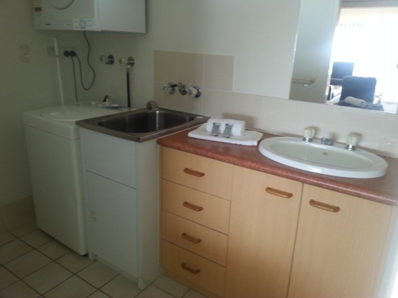 41/106 Marine Parade, Southport QLD 4215