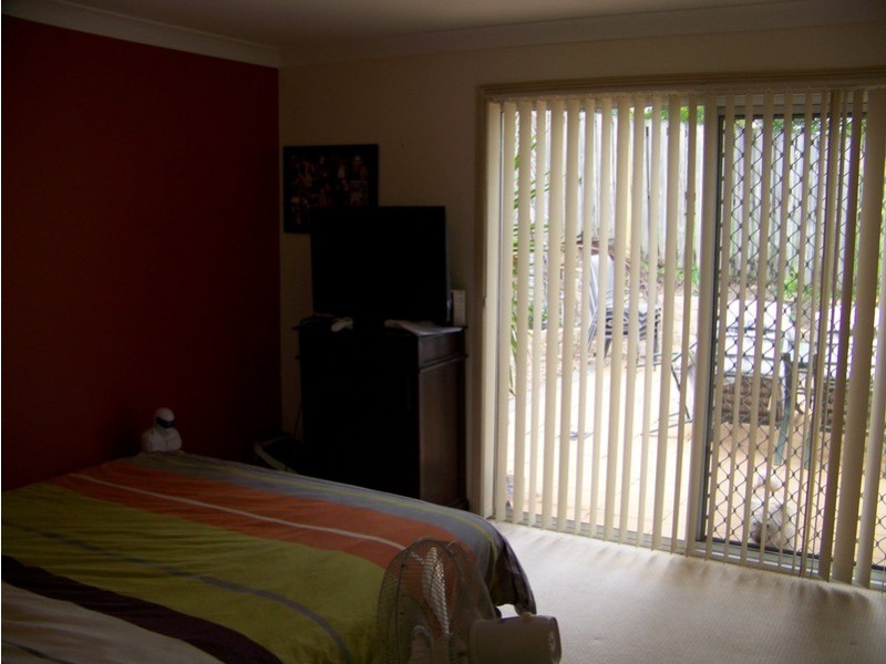 1/13 Kenny Drive, Labrador QLD 4215