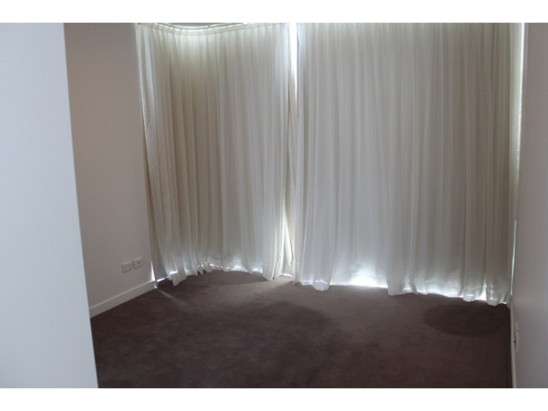 1282/56 Scarborough Street, Southport QLD 4215