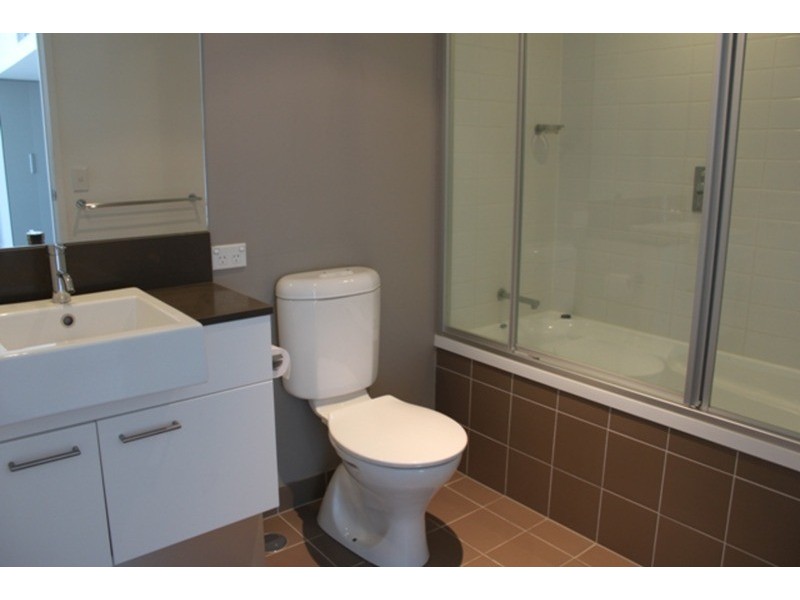 1282/56 Scarborough Street, Southport QLD 4215