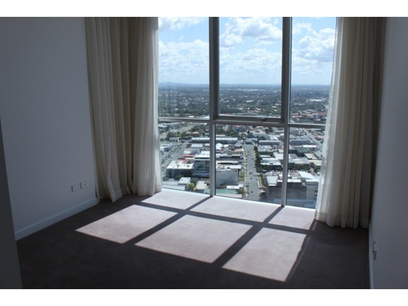 1282/56 Scarborough Street, Southport QLD 4215