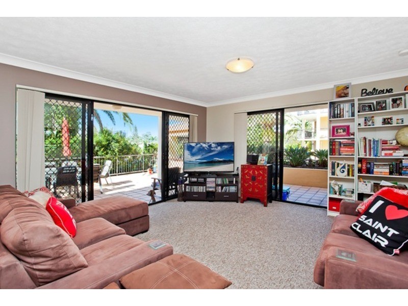 15/16 Waverley  Street, Southport QLD 4215