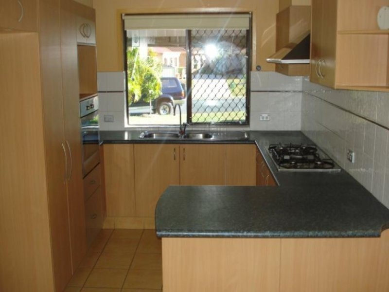 Labrador QLD 4215