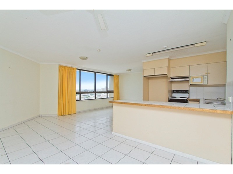 13C/114 Marine Parade, Southport QLD 4215