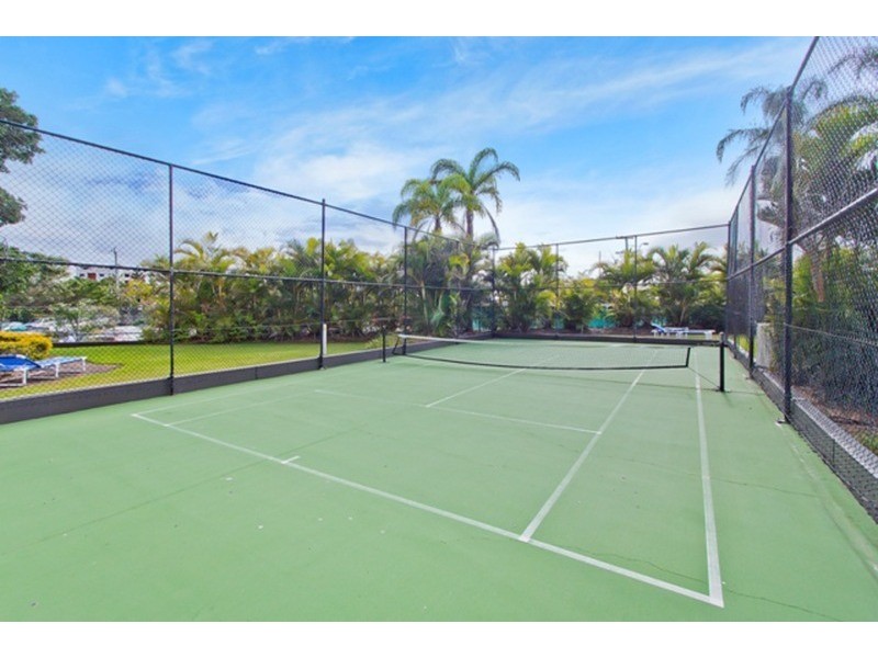 13C/114 Marine Parade, Southport QLD 4215