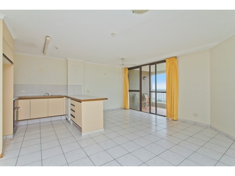 13C/114 Marine Parade, Southport QLD 4215