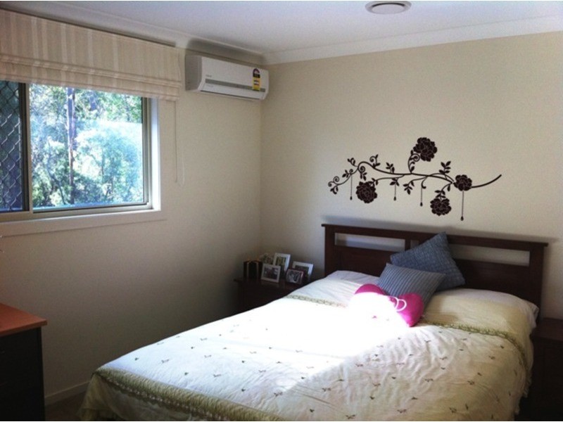 34 Lockwood Place, Molendinar QLD 4214