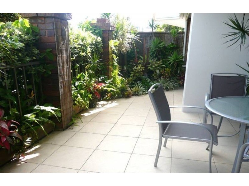 Paradise Waters QLD 4217