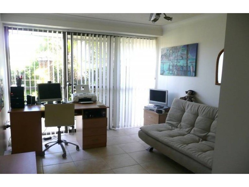 Paradise Waters QLD 4217