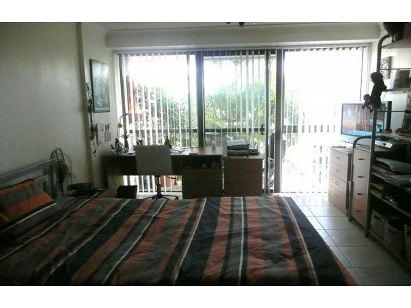 Paradise Waters QLD 4217