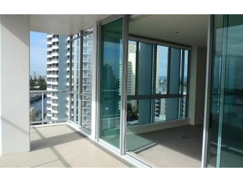 1707/1 Como Crescent, Southport QLD 4215