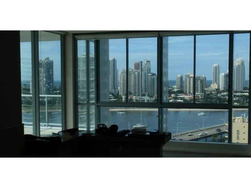 1707/1 Como Crescent, Southport QLD 4215