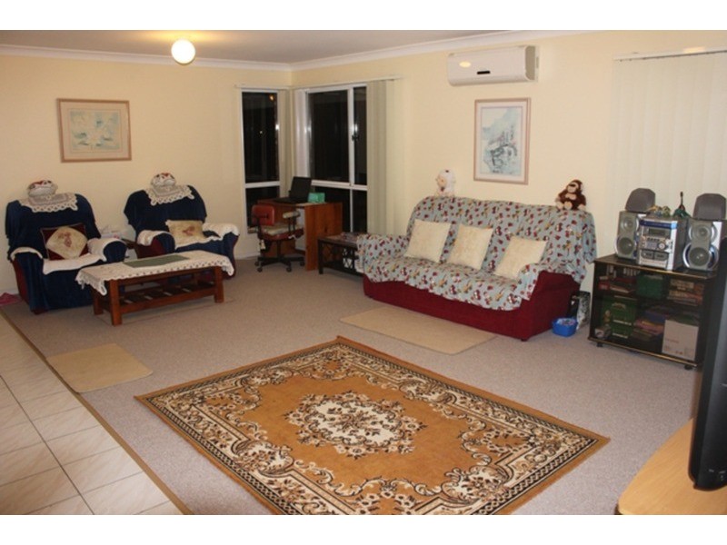 Parkwood QLD 4214