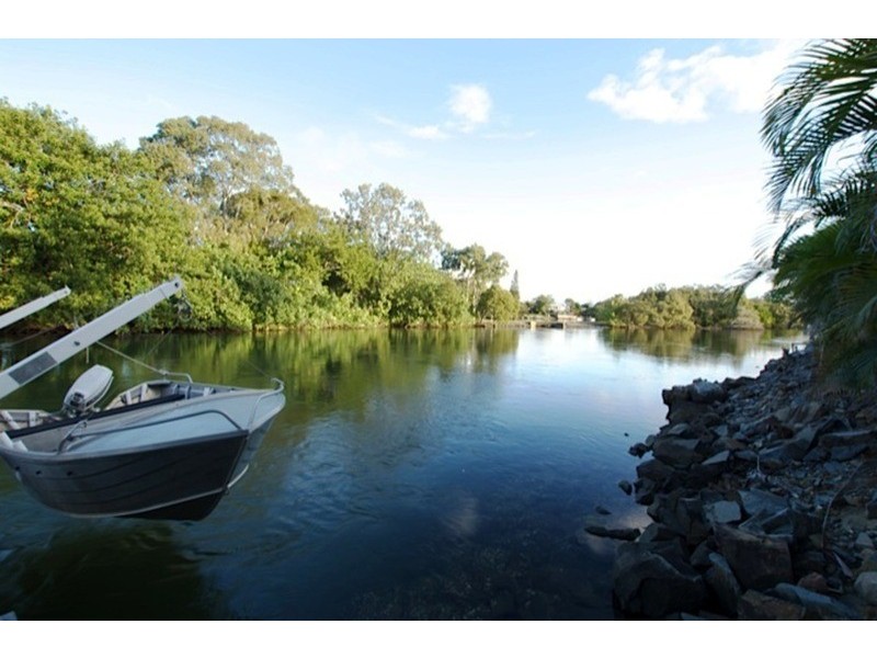 44 Monaco Street, Broadbeach Waters QLD 4218