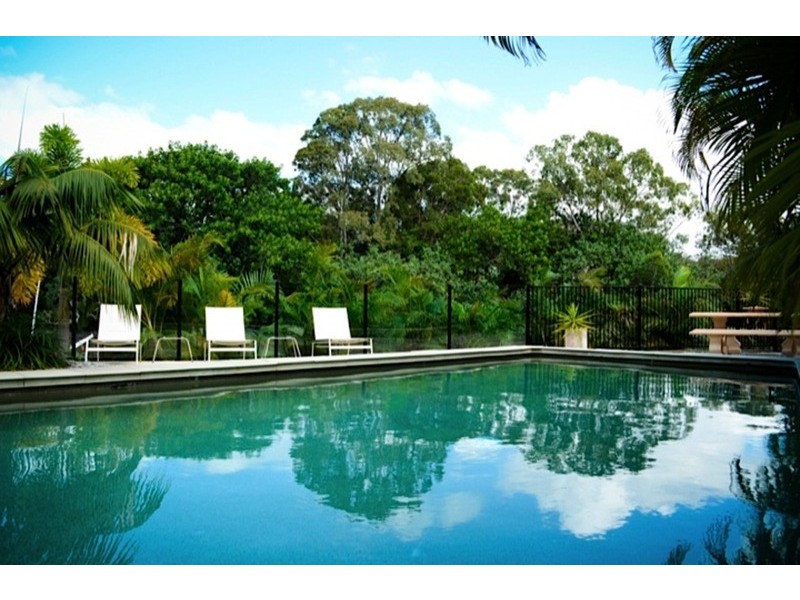 44 Monaco Street, Broadbeach Waters QLD 4218