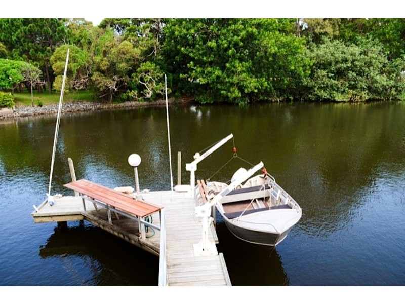 44 Monaco Street, Broadbeach Waters QLD 4218