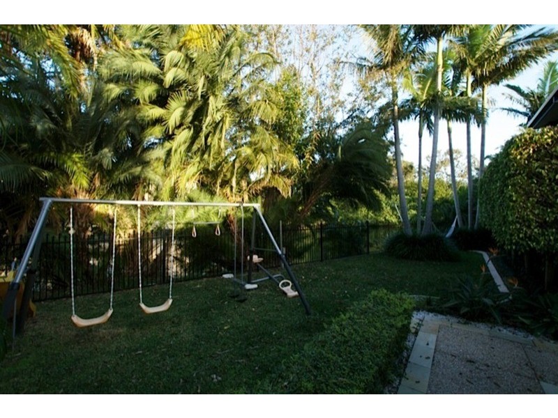 44 Monaco Street, Broadbeach Waters QLD 4218