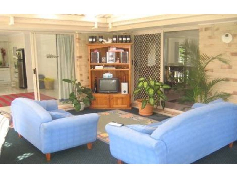 4 Maidstone  Place, Parkwood QLD 4214