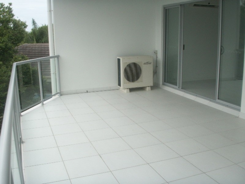 17/161 Marine Parade Street, Southport QLD 4215