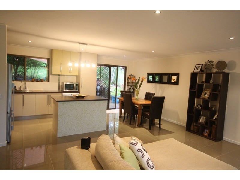 Ashmore QLD 4214