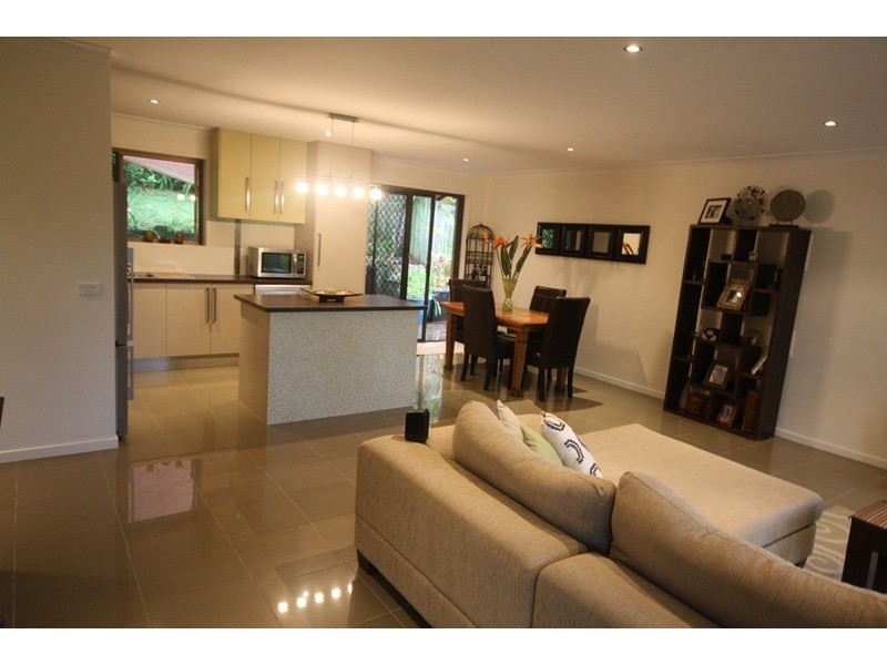 Ashmore QLD 4214