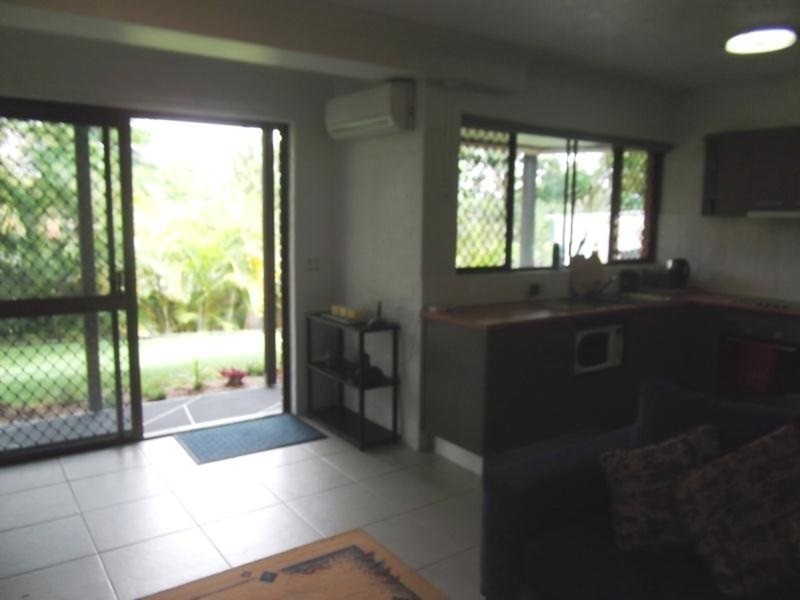 6 Barow Court, Ashmore QLD 4214