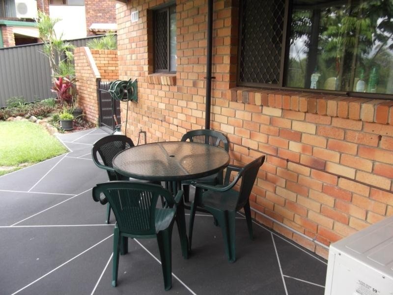 6 Barow Court, Ashmore QLD 4214