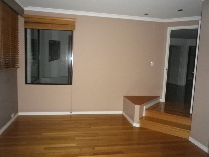 Paradise Waters QLD 4217