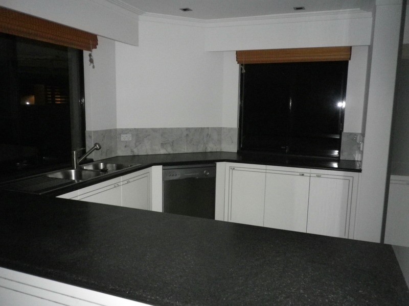 Paradise Waters QLD 4217