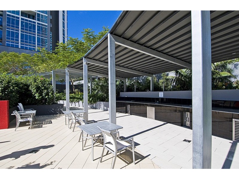 21007/5 Lawson Street, Southport QLD 4215