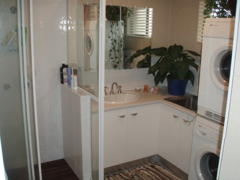 12/29 Oak Street, Surfers Paradise QLD 4217