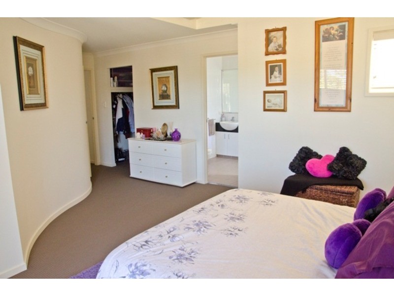 2/58 William  Street, Southport QLD 4215