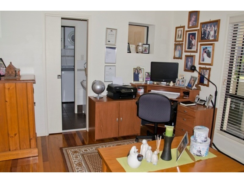 2/58 William  Street, Southport QLD 4215