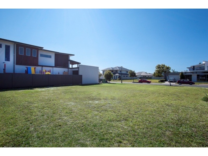 32 Palladium Boulevard, Hope Island QLD 4212