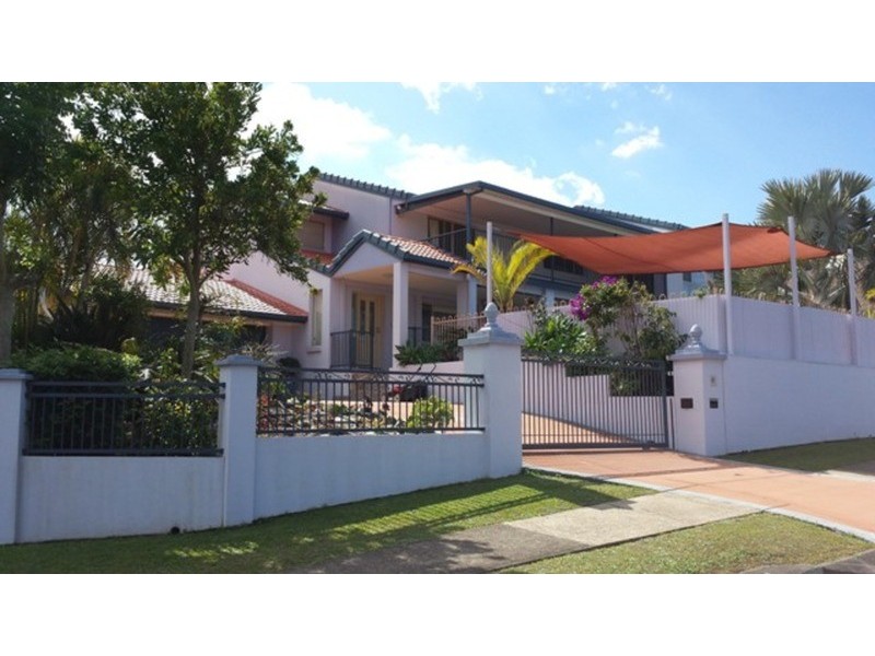 17 Carrumbella Drive, Arundel QLD 4214