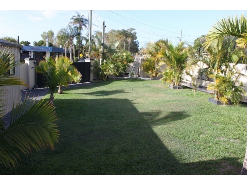Labrador QLD 4215