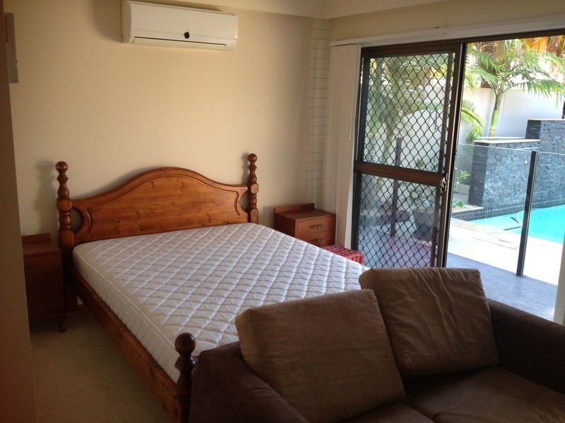 Labrador QLD 4215
